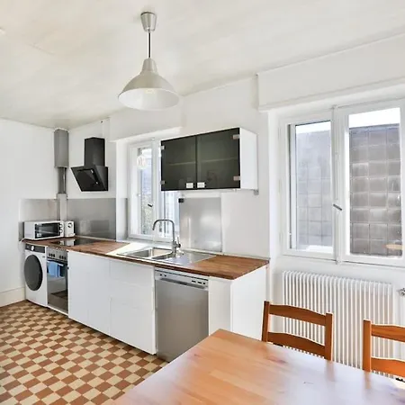 Tres Moderne Et Cosy, Proche Centre-ville, Centre *